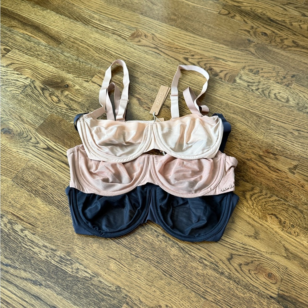 SKIMS Elegant Women's Intimates Set - Nude, Tan and Black